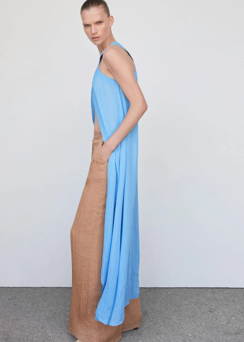 Robe Plissée Emmanchures Américaines 7 Robe Plissée Emmanchures Américaines – Image 5