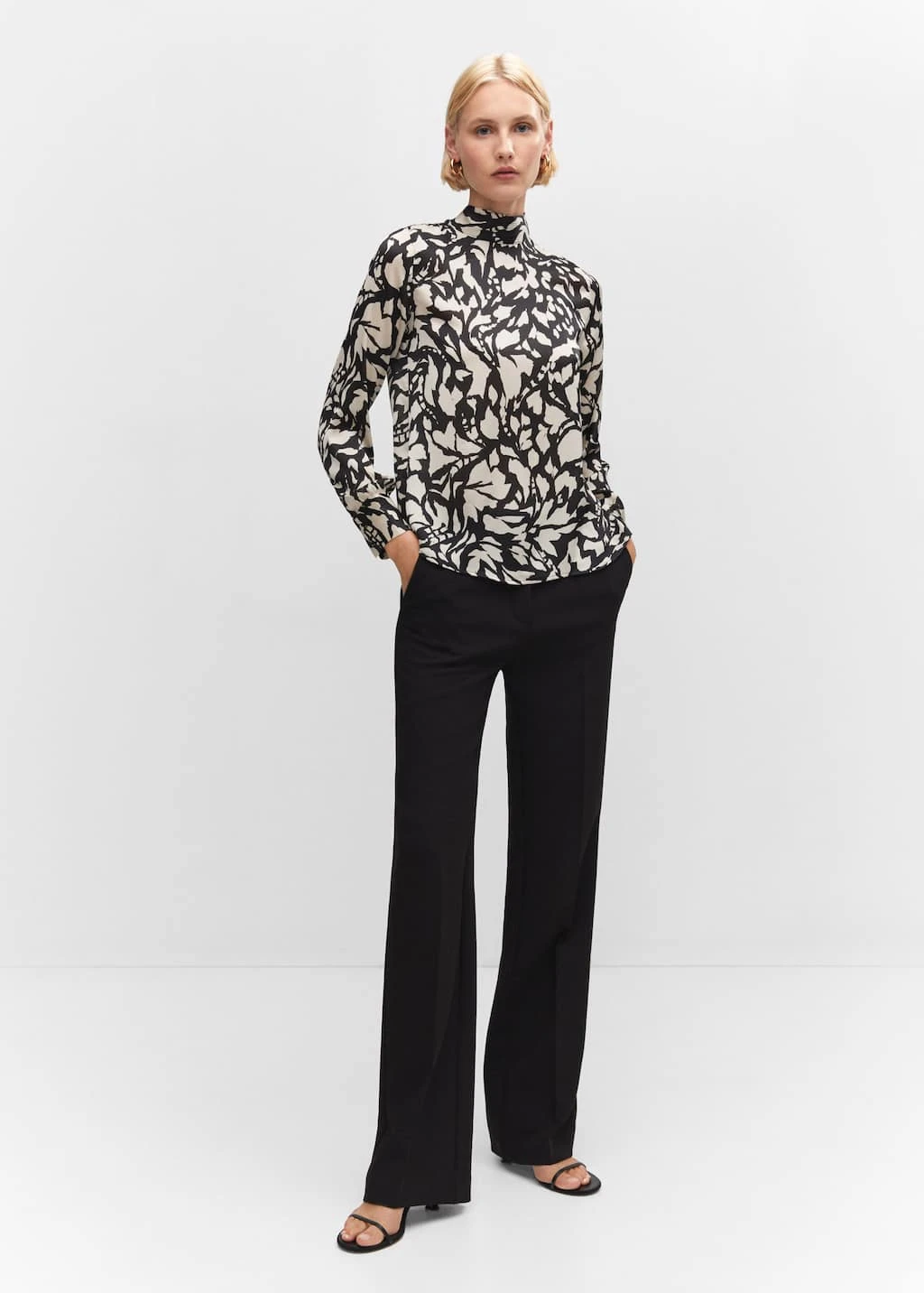 Blouse Col Montant Nœud 4 Blouse Col Montant Nœud – Image 2