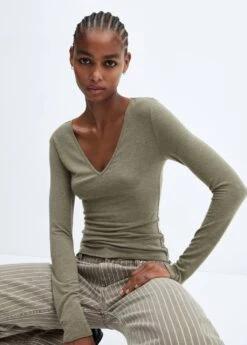 T-shirt Décolleté En V -Tenues Basiques 57085984 37 D2